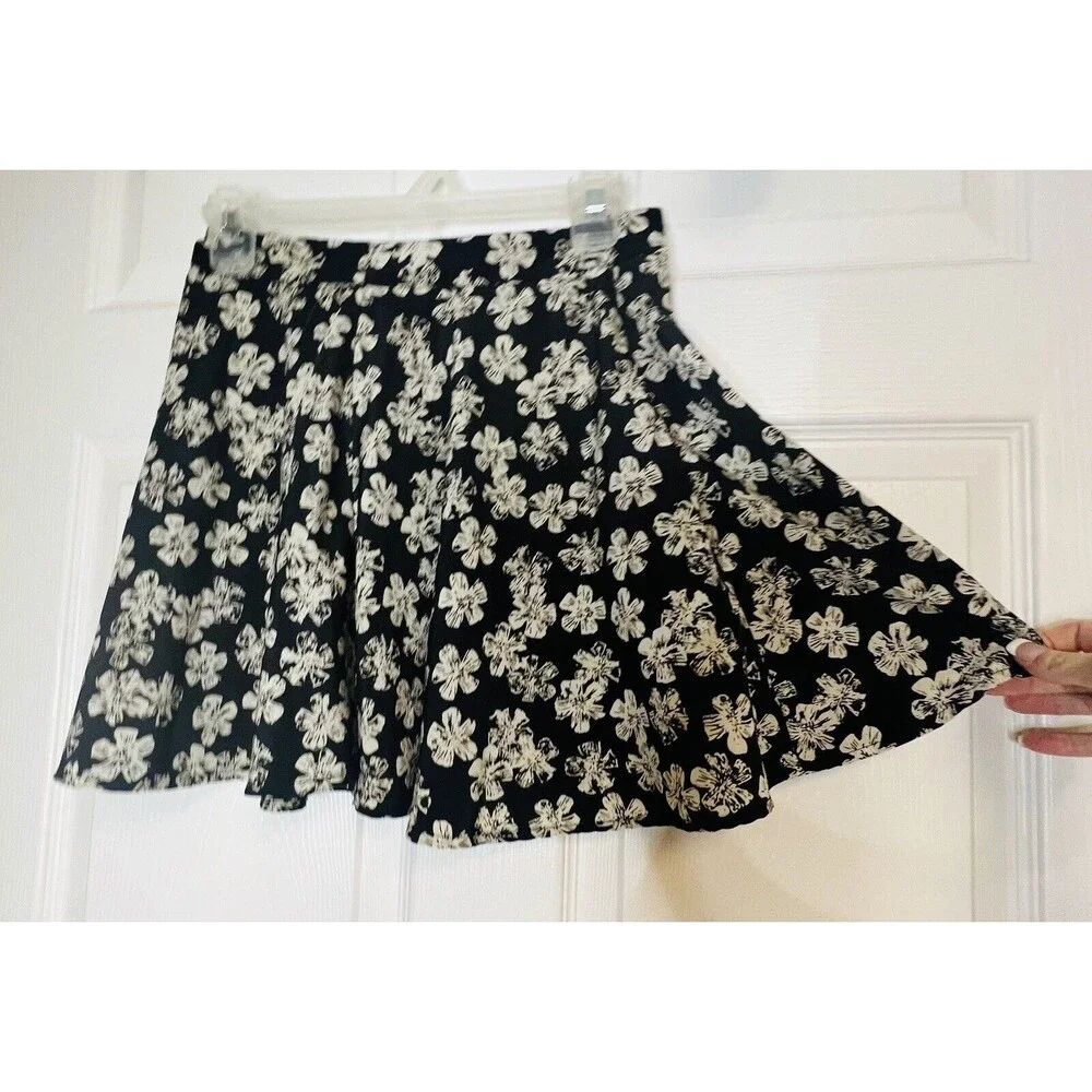 LUSH Womens Black Floral Tan Mini Skater A Line Skirt Sz XS - Picture 3 of 6